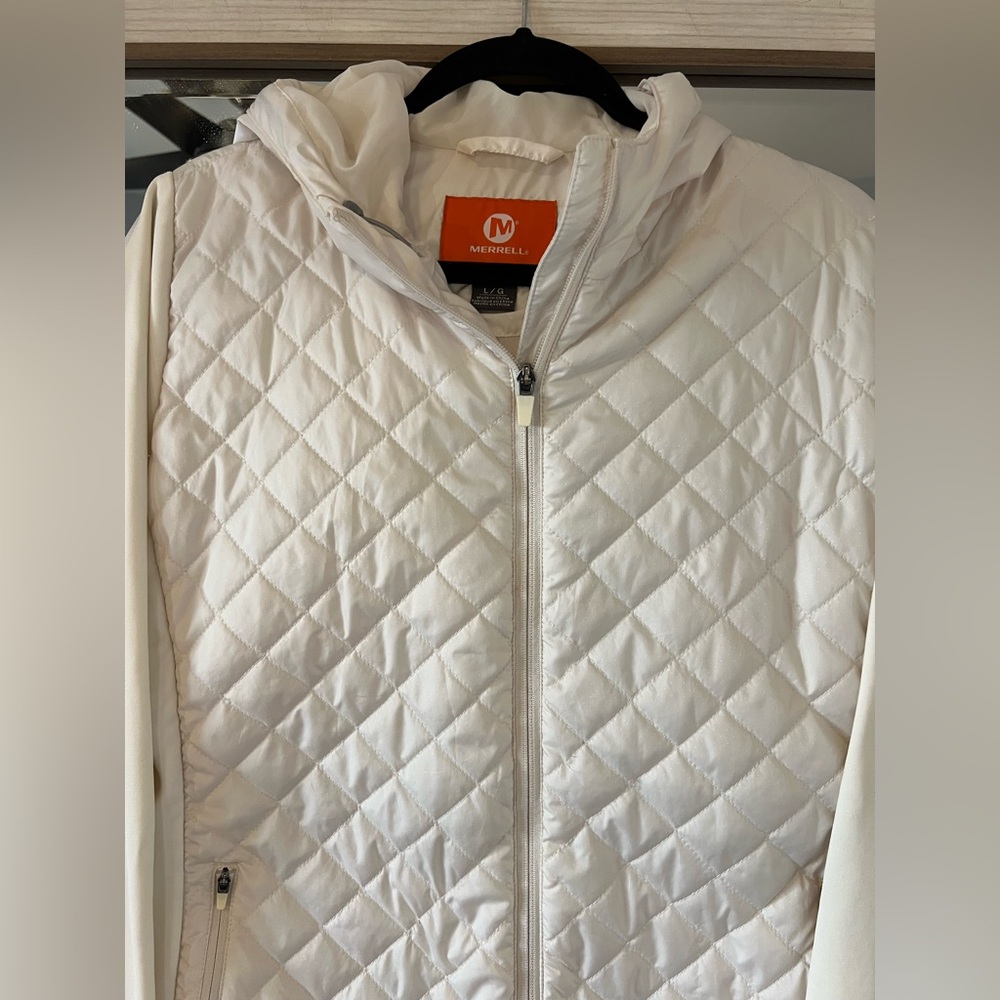 Merrell Women’s Quilted Down Select Regulate Thin… - image 2